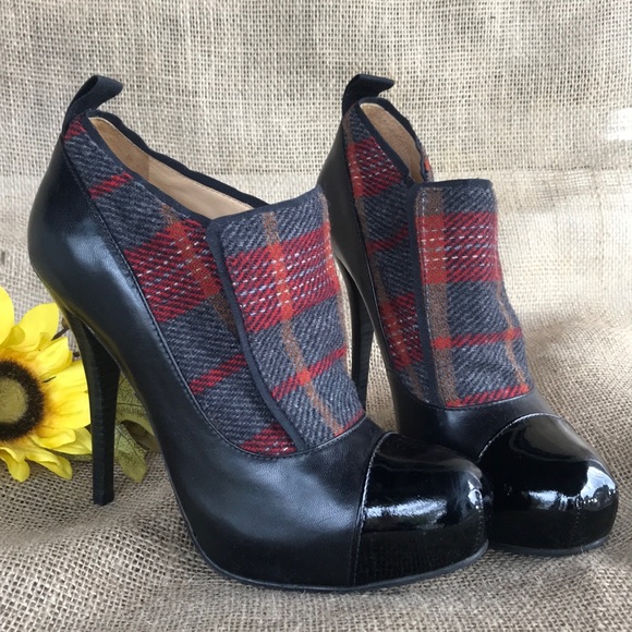 L.A.M.B. Shoes - L.A.M.B ‘Essex’ Platform Stiletto